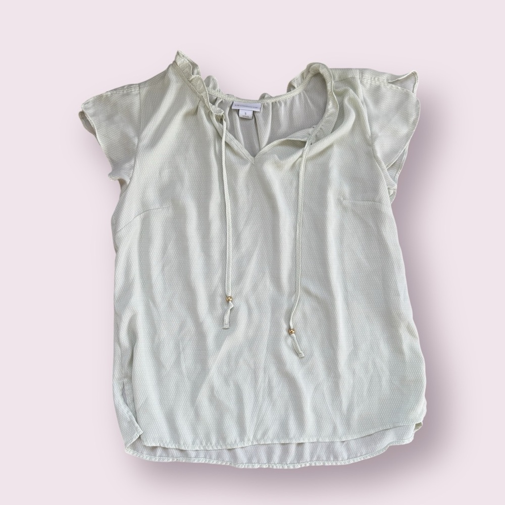 Liz Claiborne women’s short sleeve blouse light green